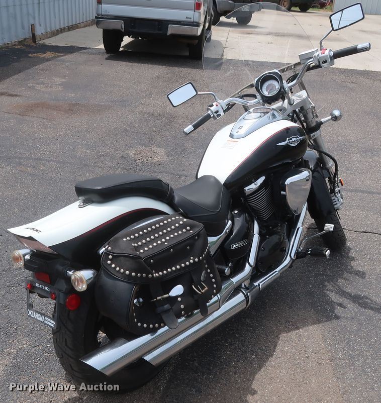 image for item HT9555 2009 Suzuki VZ800Z Boulevard M50 motorcycle