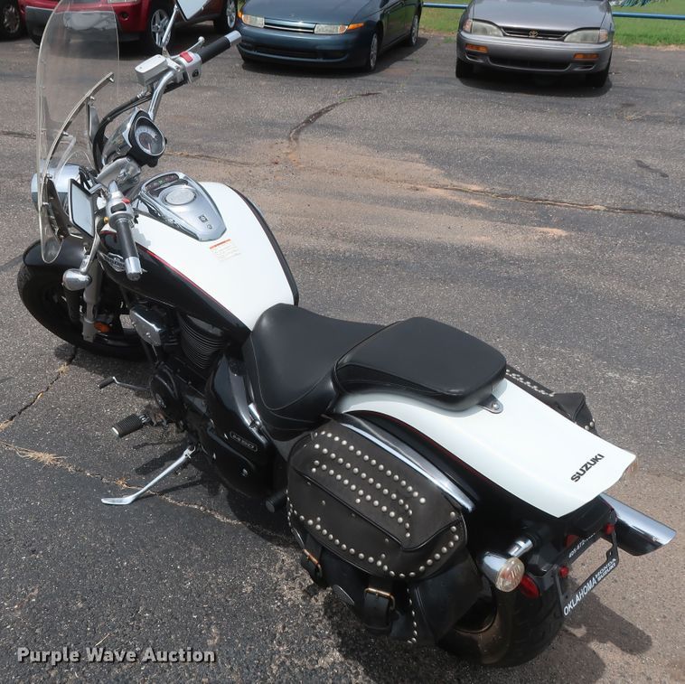 image for item HT9555 2009 Suzuki VZ800Z Boulevard M50 motorcycle