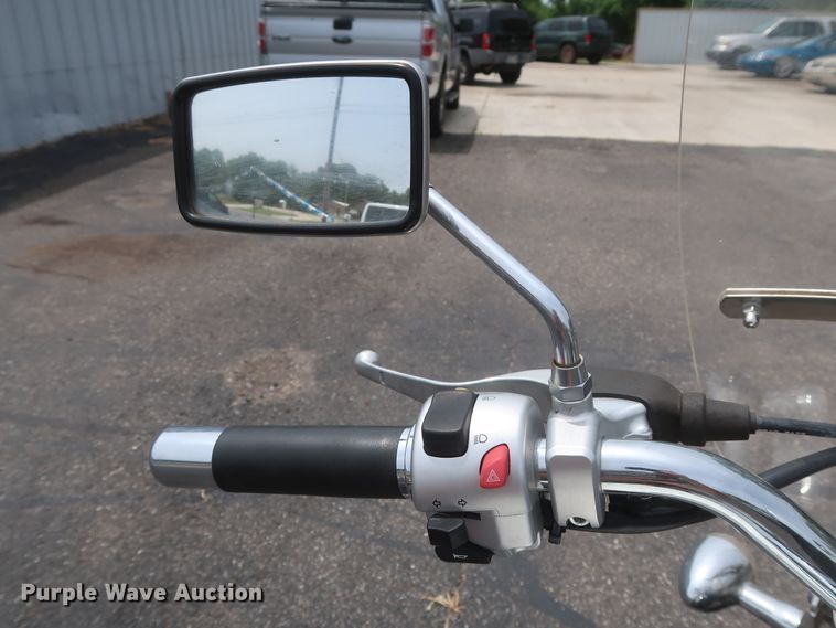 image for item HT9555 2009 Suzuki VZ800Z Boulevard M50 motorcycle