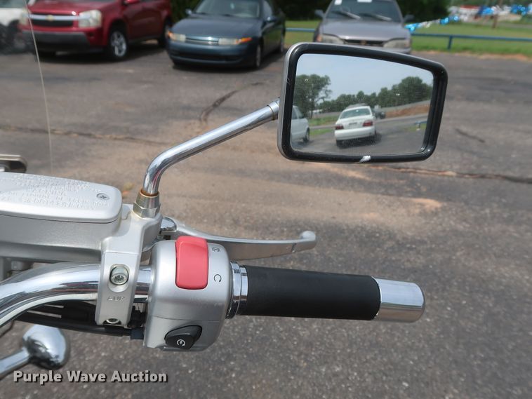 image for item HT9555 2009 Suzuki VZ800Z Boulevard M50 motorcycle