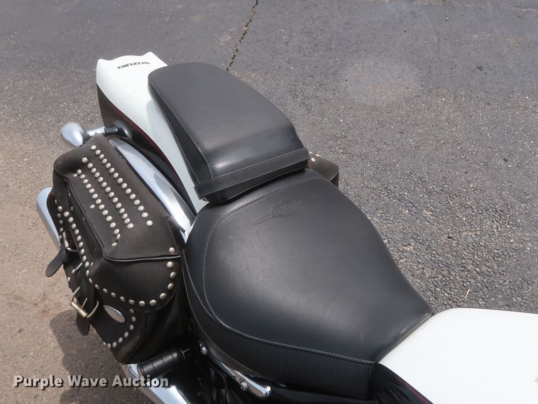 image for item HT9555 2009 Suzuki VZ800Z Boulevard M50 motorcycle