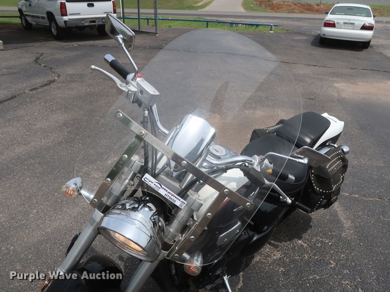 image for item HT9555 2009 Suzuki VZ800Z Boulevard M50 motorcycle