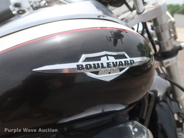 image for item HT9555 2009 Suzuki VZ800Z Boulevard M50 motorcycle