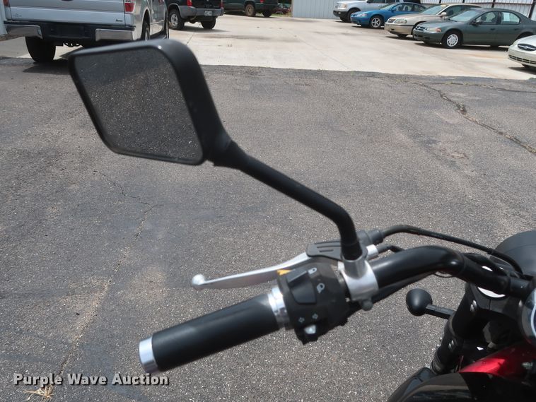 image for item HT9556 2009 Hyosung GS650SE Limited 30th Anniversary Edition motorcycle