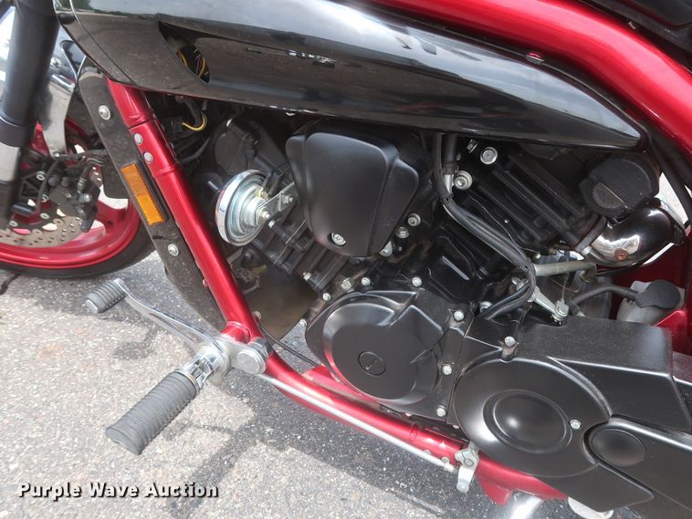 image for item HT9556 2009 Hyosung GS650SE Limited 30th Anniversary Edition motorcycle