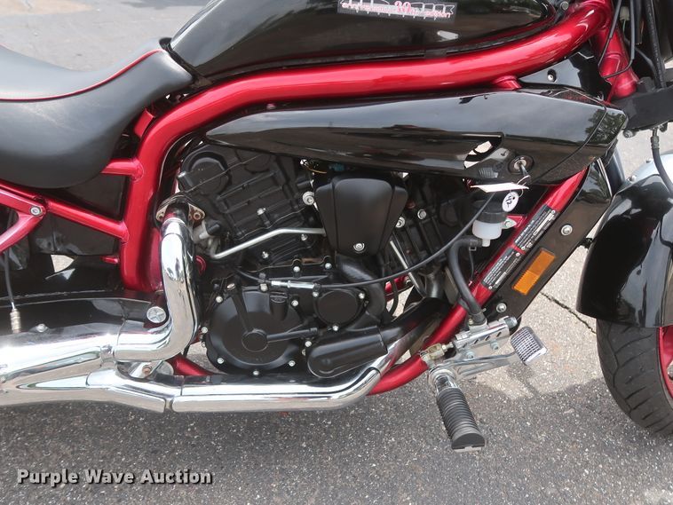 image for item HT9556 2009 Hyosung GS650SE Limited 30th Anniversary Edition motorcycle