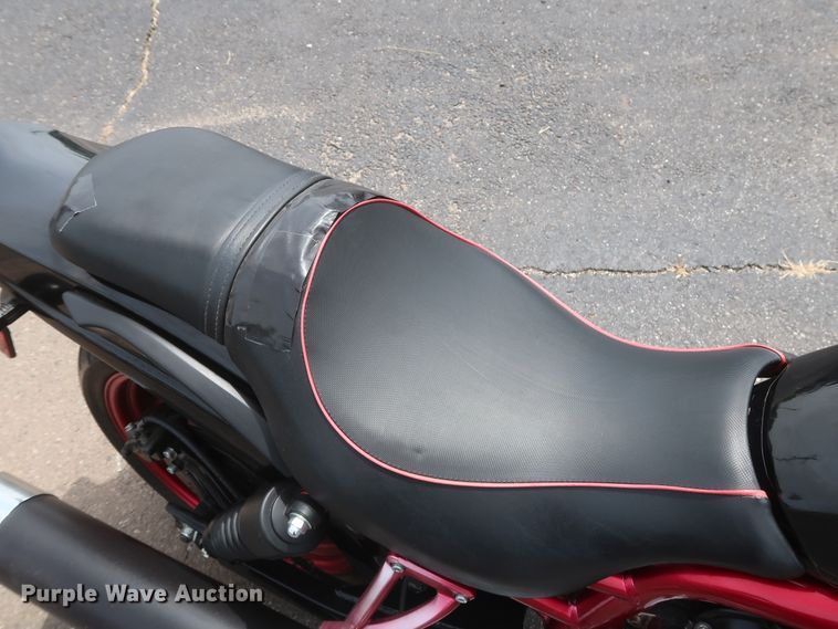 image for item HT9556 2009 Hyosung GS650SE Limited 30th Anniversary Edition motorcycle