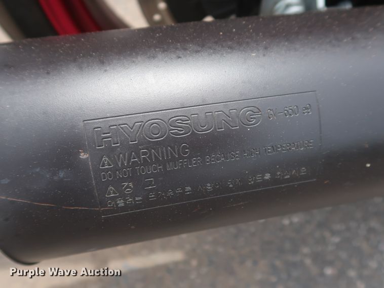 image for item HT9556 2009 Hyosung GS650SE Limited 30th Anniversary Edition motorcycle