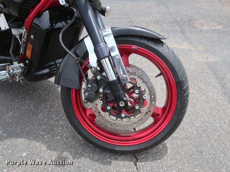 image for item HT9556 2009 Hyosung GS650SE Limited 30th Anniversary Edition motorcycle