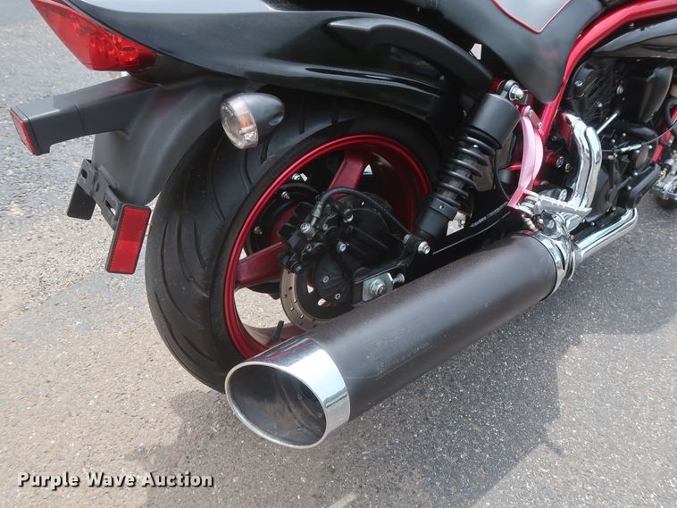 image for item HT9556 2009 Hyosung GS650SE Limited 30th Anniversary Edition motorcycle