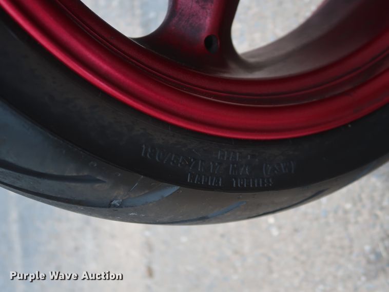 image for item HT9556 2009 Hyosung GS650SE Limited 30th Anniversary Edition motorcycle