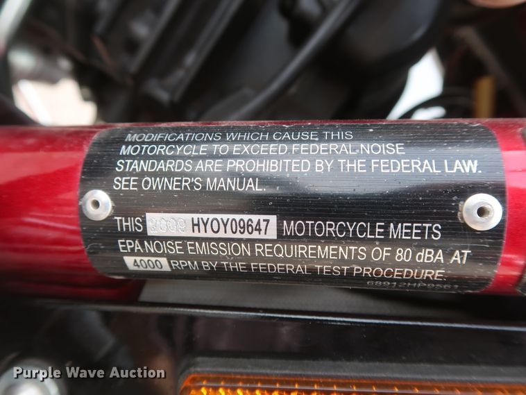 image for item HT9556 2009 Hyosung GS650SE Limited 30th Anniversary Edition motorcycle