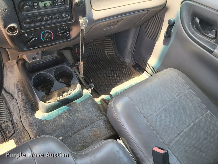 image for item K5945 2003 Ford Ranger  pickup truck