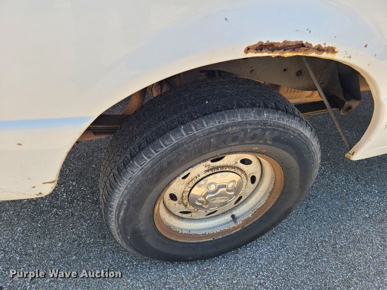 image for item K5945 2003 Ford Ranger  pickup truck