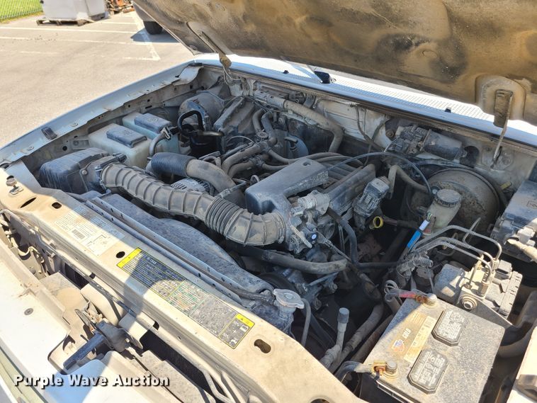 image for item K5945 2003 Ford Ranger  pickup truck