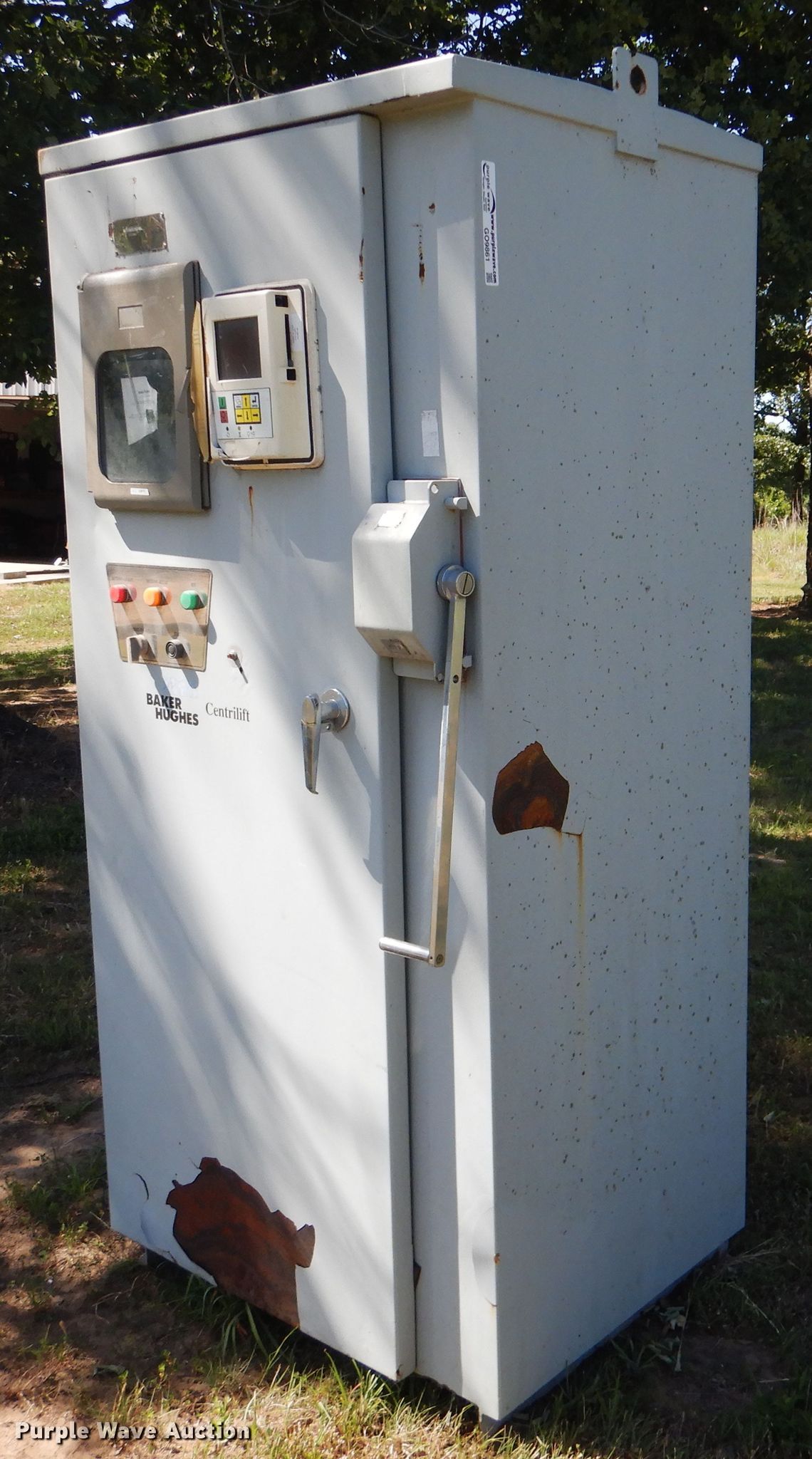 2006 Baker Hughes L3600 Centrilift submersible pump in Cleveland, OK