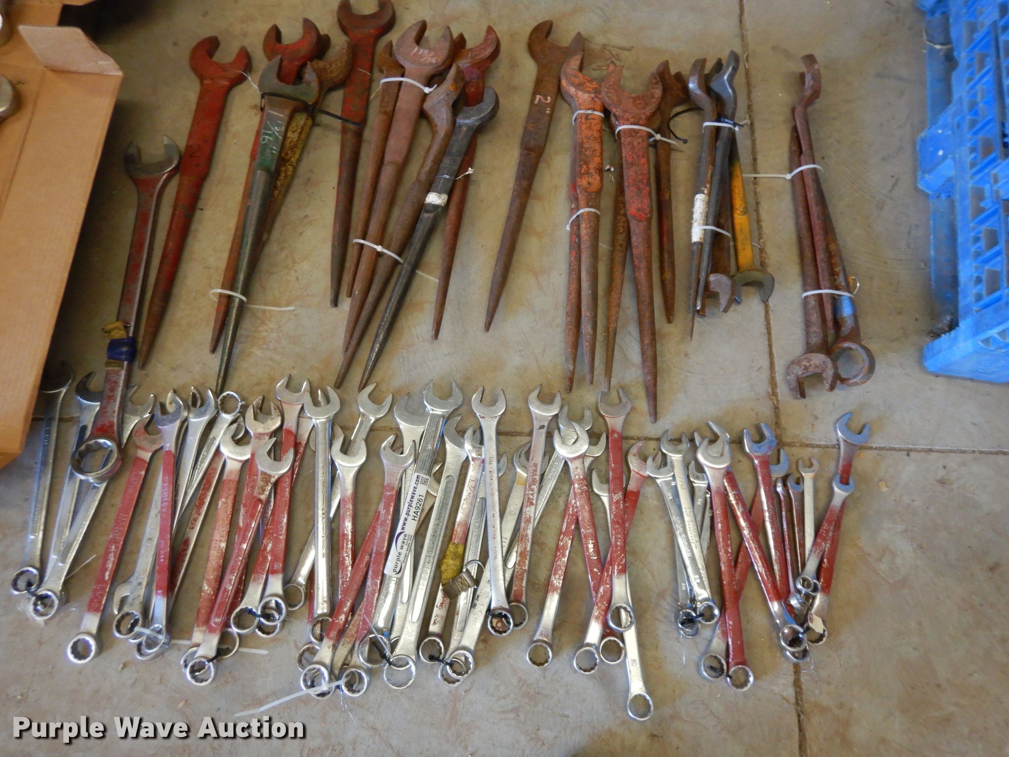 Wrenches in Tonganoxie, KS | Item HA9261 sold | Purple Wave