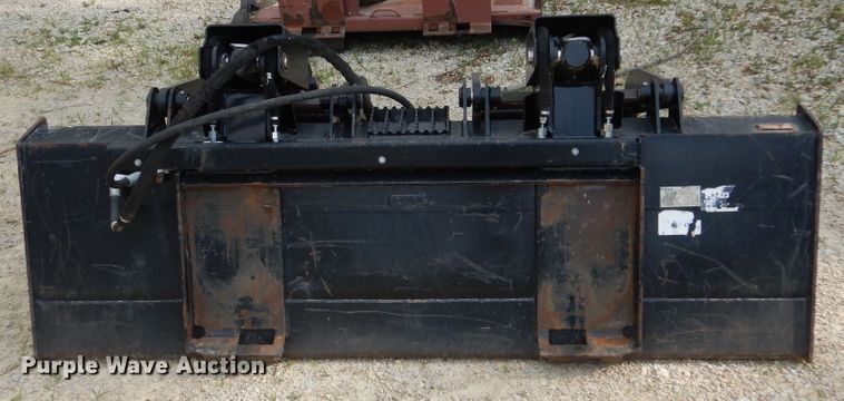 image for item DA8387 Caterpillar 78"W skid steer grapple bucket