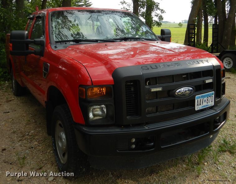 image for item DA8390 2009 Ford F250 Super Duty  SuperCab utility bed pickup truck