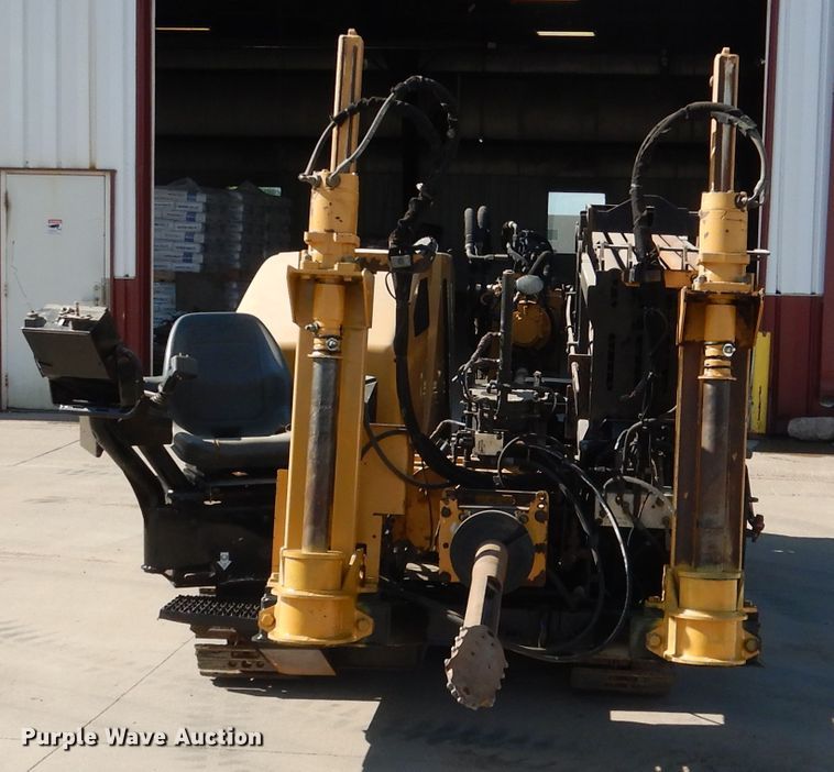 image for item DA8392 2015 Vermeer D24X40 Series II Navigator  directional boring unit