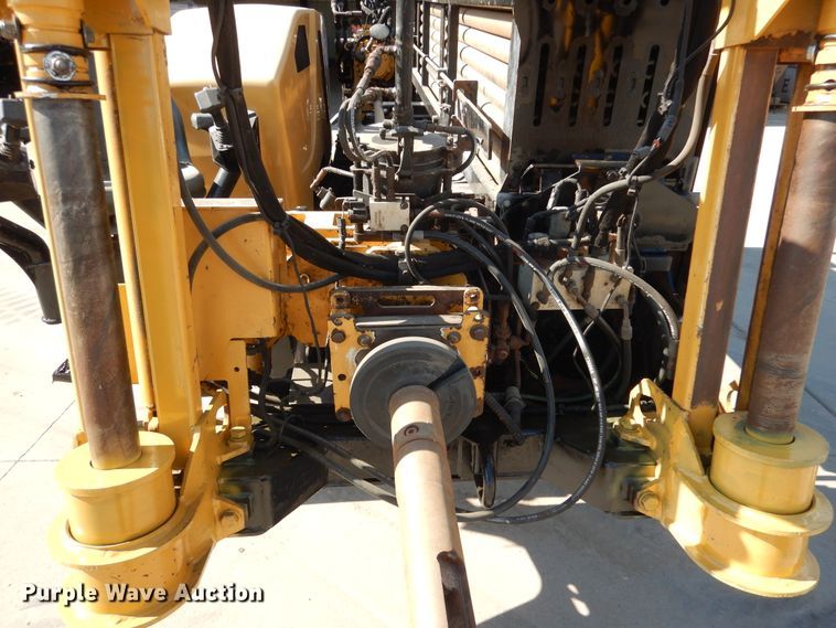 image for item DA8392 2015 Vermeer D24X40 Series II Navigator  directional boring unit