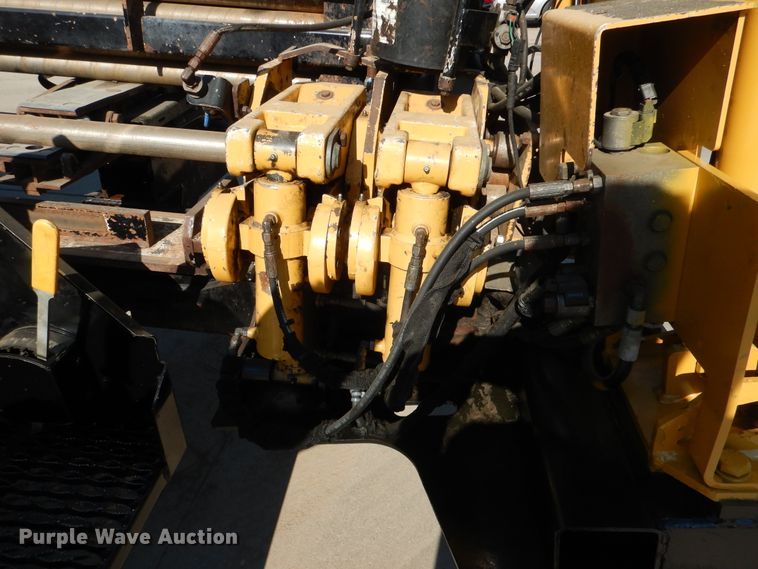 image for item DA8392 2015 Vermeer D24X40 Series II Navigator  directional boring unit