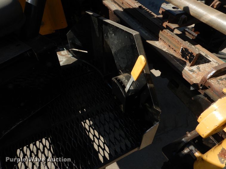 image for item DA8392 2015 Vermeer D24X40 Series II Navigator  directional boring unit