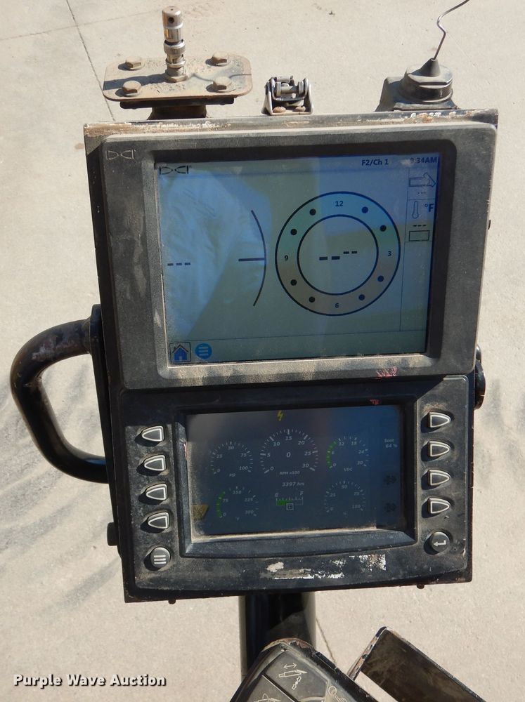 image for item DA8392 2015 Vermeer D24X40 Series II Navigator  directional boring unit