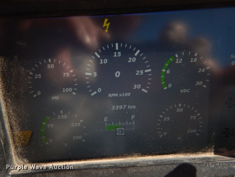 image for item DA8392 2015 Vermeer D24X40 Series II Navigator  directional boring unit