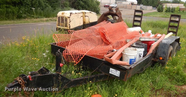 image for item DA8393 1998 Felling utility trailer