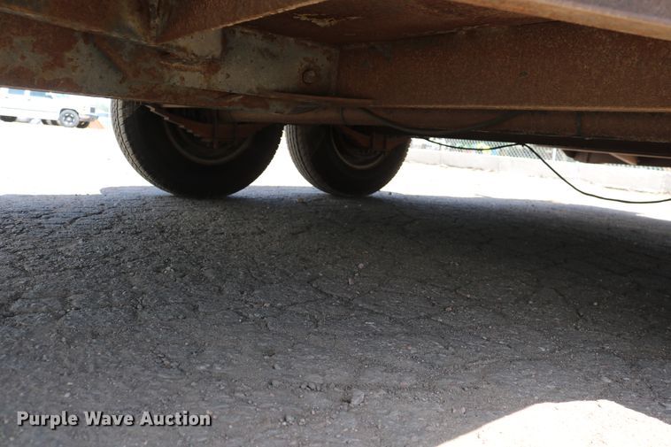 image for item DD5392 1999 Butler LT-12L6-WI tilt deck equipment trailer