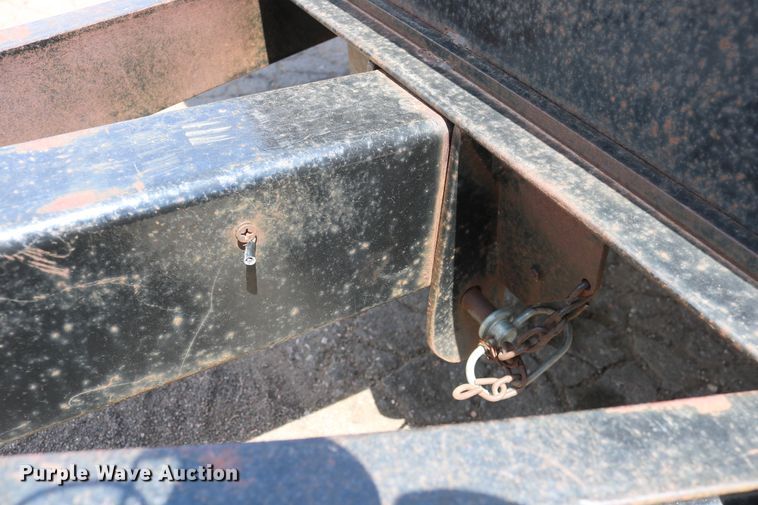 image for item DD5392 1999 Butler LT-12L6-WI tilt deck equipment trailer