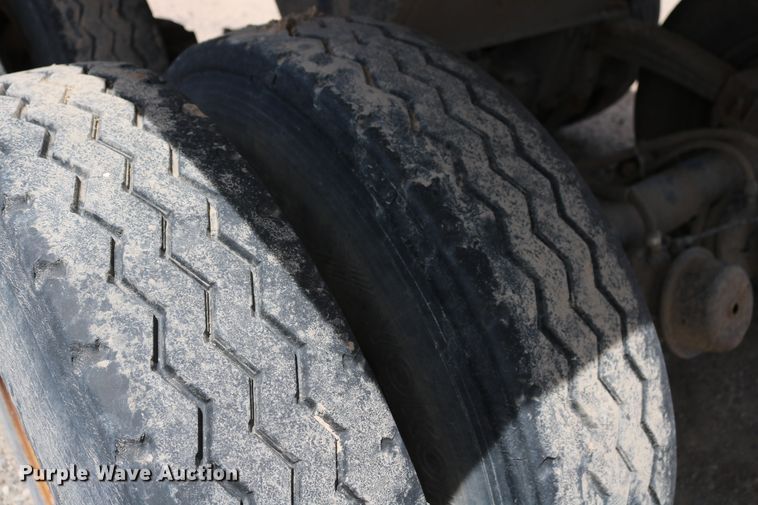 image for item DD6106 2005 Clement RKHL3432 dump trailer