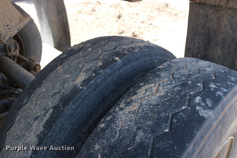 image for item DD6106 2005 Clement RKHL3432 dump trailer