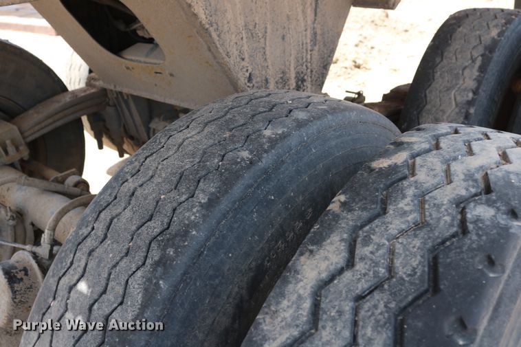 image for item DD6106 2005 Clement RKHL3432 dump trailer