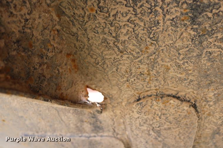 image for item DD6106 2005 Clement RKHL3432 dump trailer