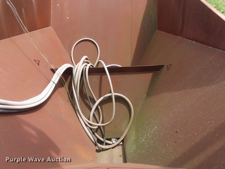 image for item DD6321 1972 Vince-hagan HT-7250-25 concrete batch plant