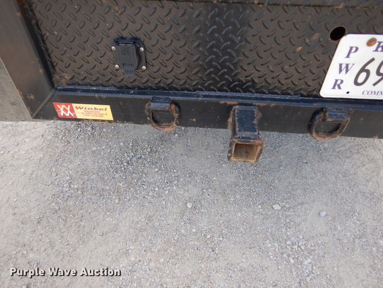 image for item DF4106 2016 Ford F250 Super Duty  Crew Cab flatbed pickup truck