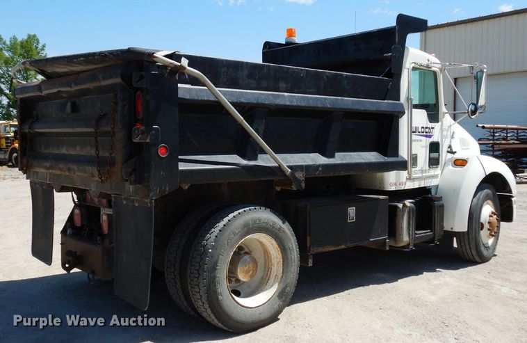 image for item DF4130 1995 Kenworth T300  dump truck