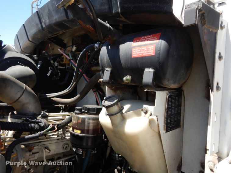 image for item DF4130 1995 Kenworth T300  dump truck