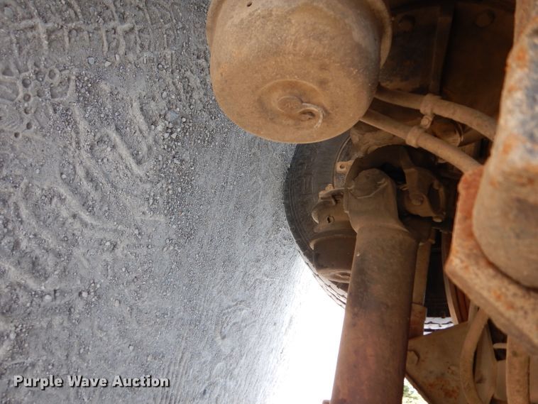 image for item DF4130 1995 Kenworth T300  dump truck