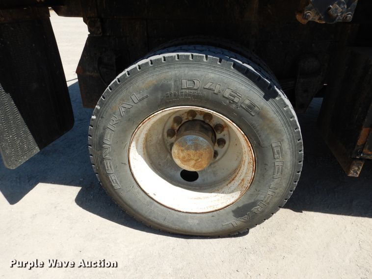 image for item DF4130 1995 Kenworth T300  dump truck