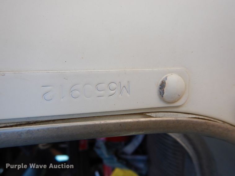 image for item DF4130 1995 Kenworth T300  dump truck