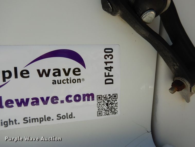 image for item DF4130 1995 Kenworth T300  dump truck