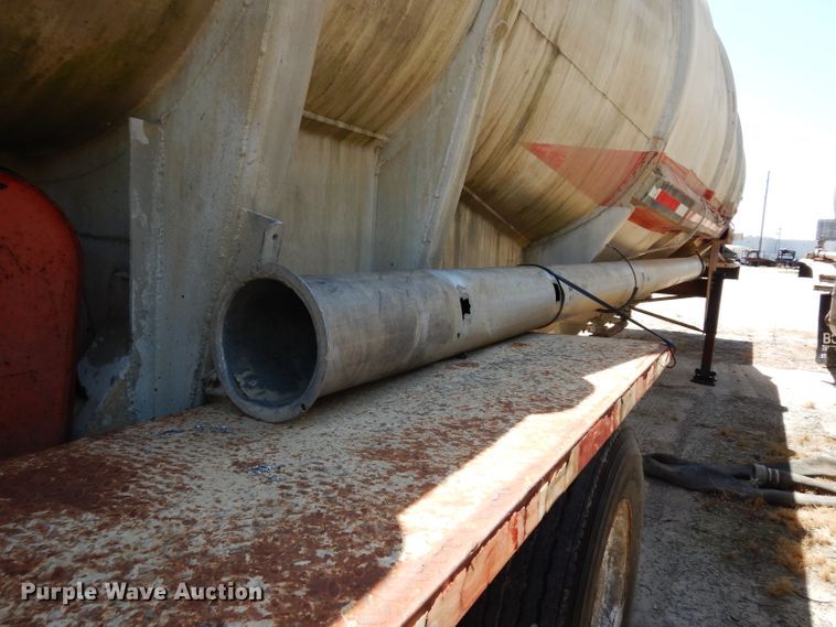 image for item DF4131 1964 Butler tank trailer