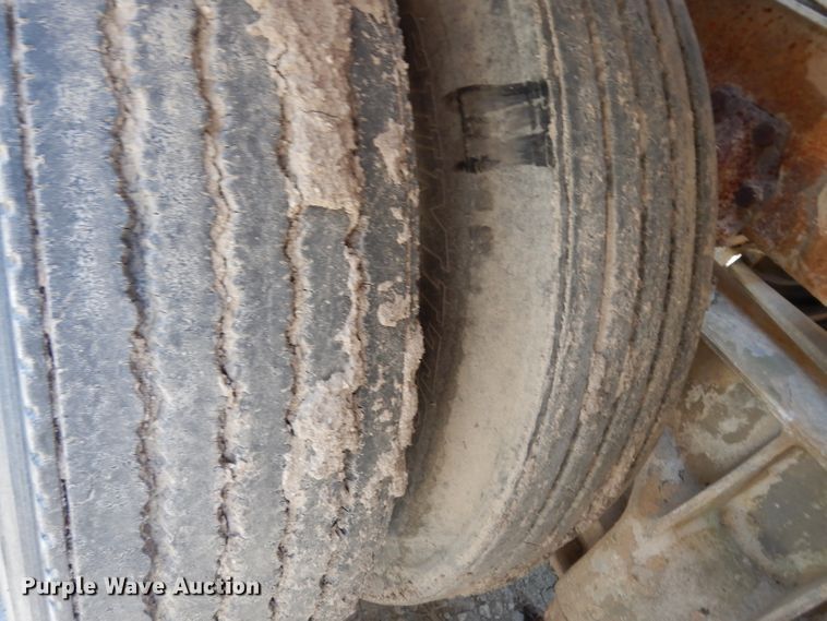 image for item DF4131 1964 Butler tank trailer