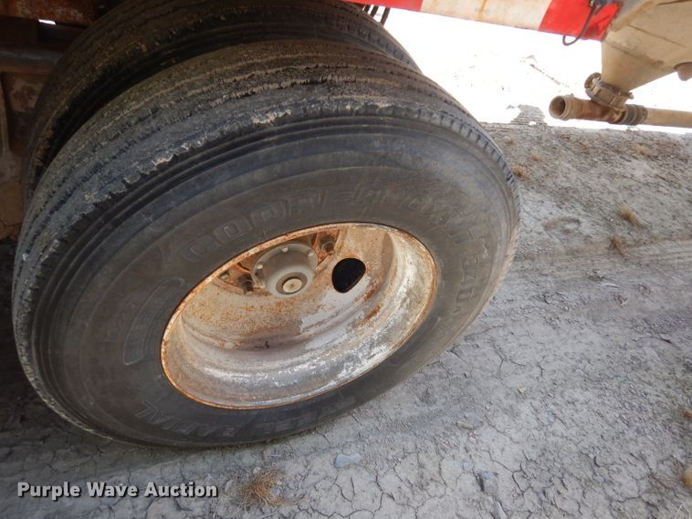 image for item DF4131 1964 Butler tank trailer