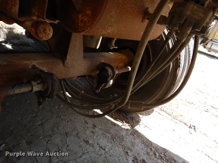 image for item DF4131 1964 Butler tank trailer