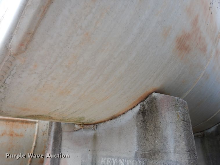 image for item DF4154 17,000 gallon fuel tank