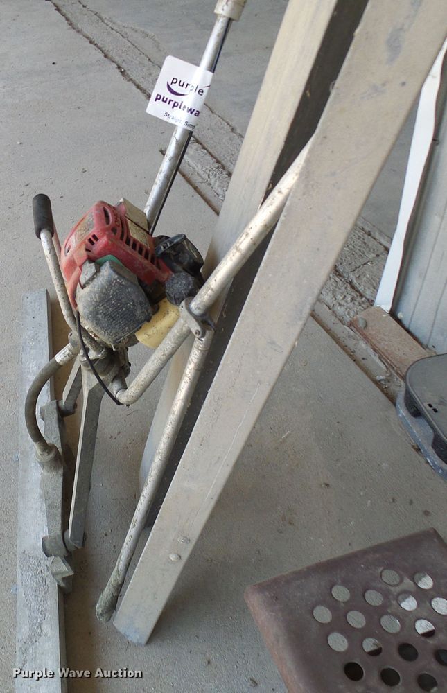 image for item DG1916 Vibratory screed